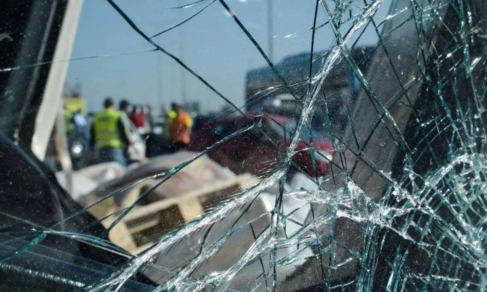 Σύγκρουση οχημάτων μετά τη διακοπή της κυκλοφορίας στη Λεωφόρο Συγγρού